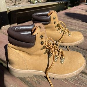 Esprit Boots, look like Timberlands!